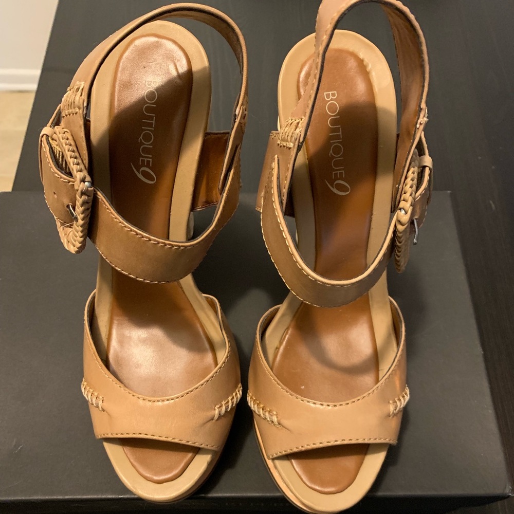 Boutique 9 Geniffer Platform Sandal